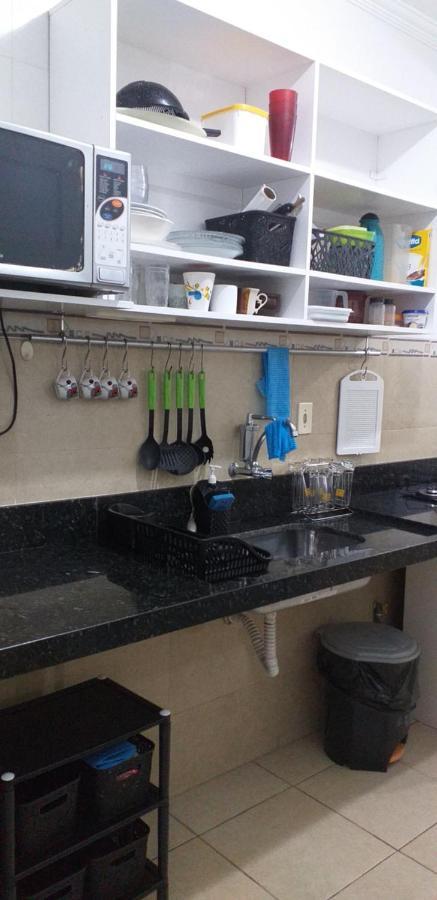 Apartamento No Canto Do Forte, Wi-Fi, Estacionamento Gratuito E Churrasqueira Прая-Гранди Экстерьер фото