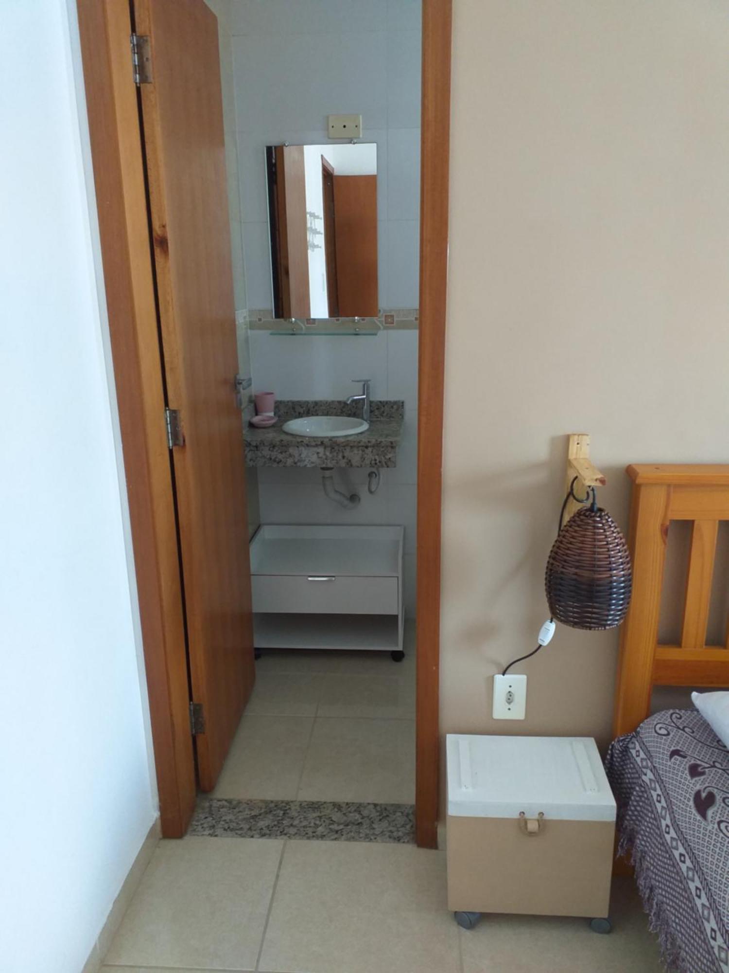 Apartamento No Canto Do Forte, Wi-Fi, Estacionamento Gratuito E Churrasqueira Прая-Гранди Экстерьер фото