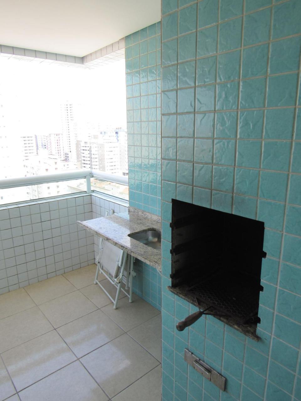 Apartamento No Canto Do Forte, Wi-Fi, Estacionamento Gratuito E Churrasqueira Прая-Гранди Экстерьер фото